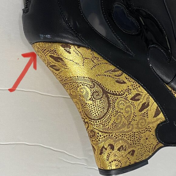 CHANEL Paris-Moscow Thigh-High Cap-Toe Black Leather Boots Size 38.5" - Picture 10 of 16